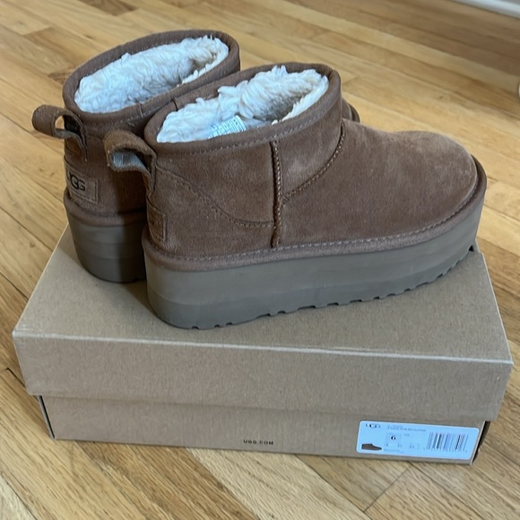 Ugg women’s Classic Ultra Mini Platform chestnut, Sz 6 excellent used condition - Picture 1 of 9